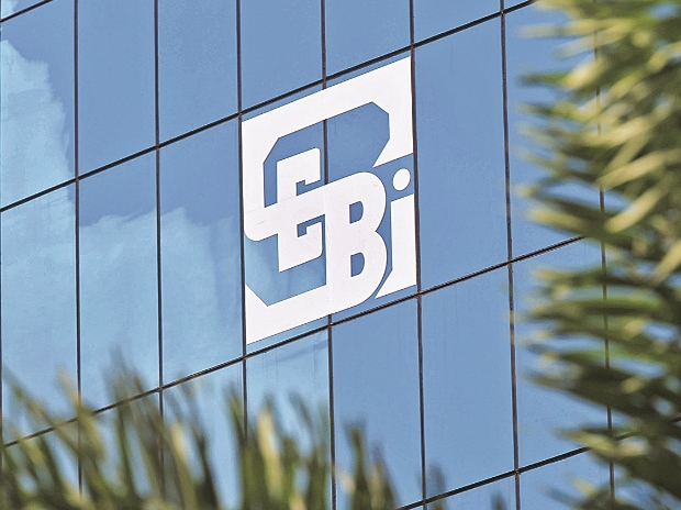 SEBI: CLARIFIES ON CHANGE IN CONTROL BY TRANSFER/TRANSMISSION OF SHAREHOLDINGS FOR MARKET INTERMEDIARIES